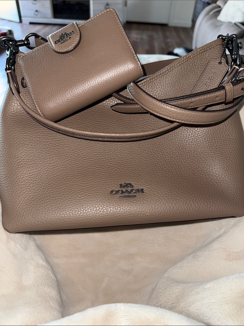 Coach Laurel Pebbled Leather Shoulder Tote and wallet in Taupe
